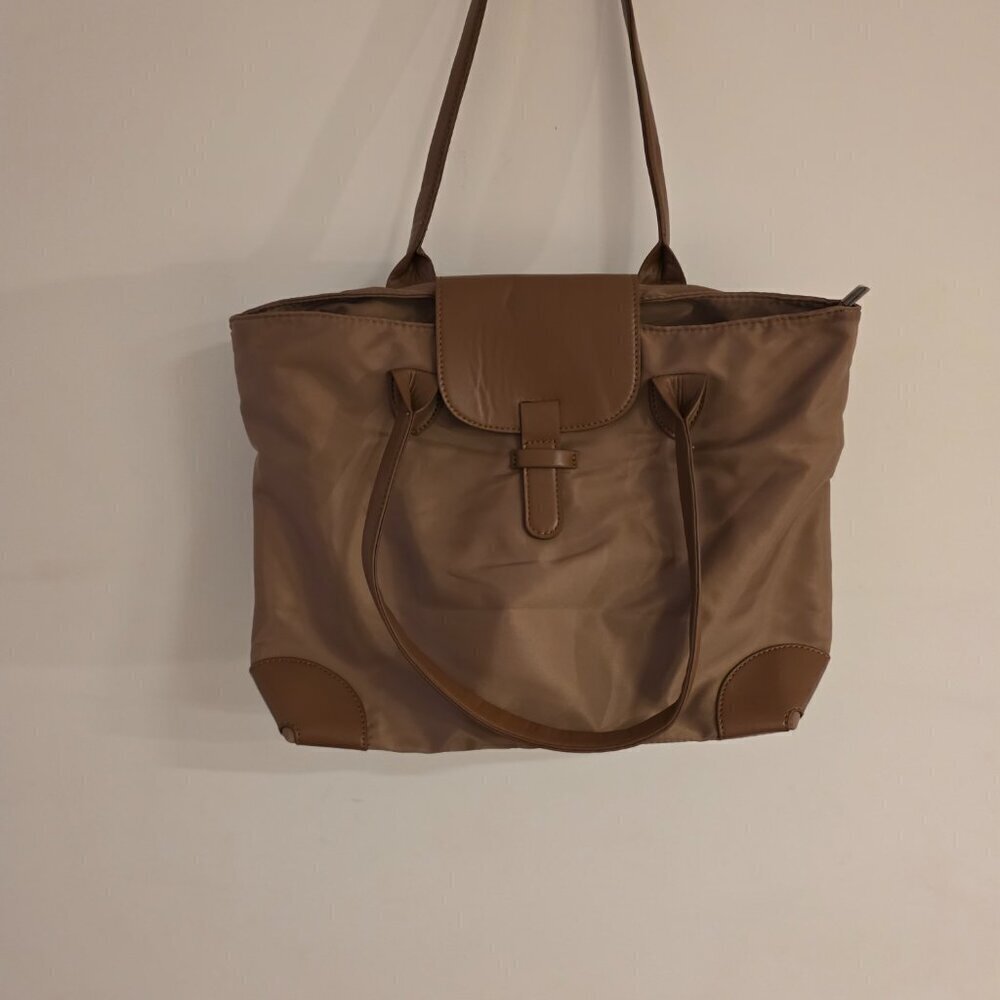 Handbag - Picture 3 of 5